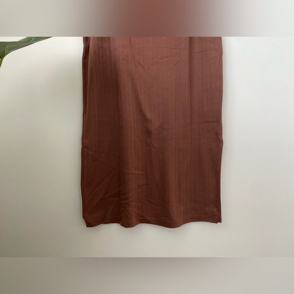 Brown Ribbed Dress! - Picture 3 of 4